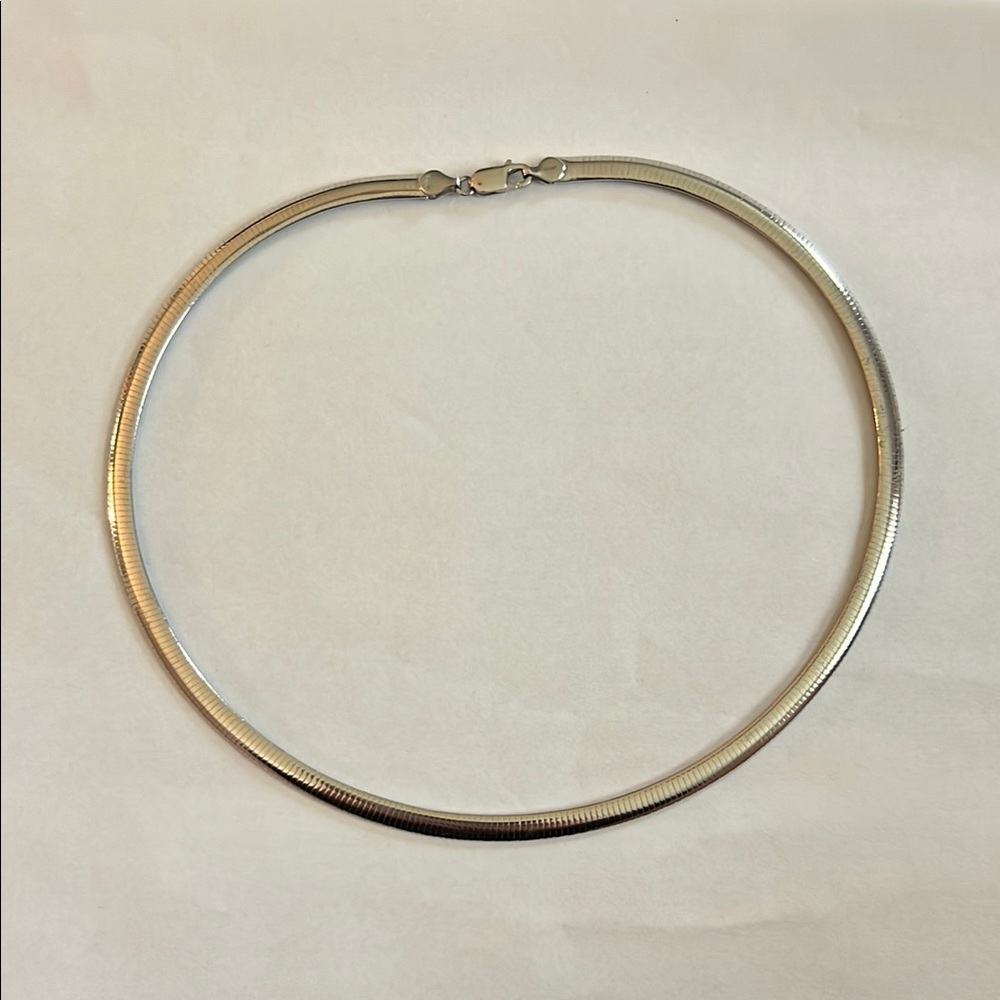 Elegant Silver Necklace
